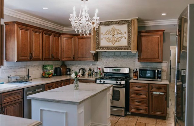 Tranquil Oasis - 3 Bedroom Family Retreat with Private Pool