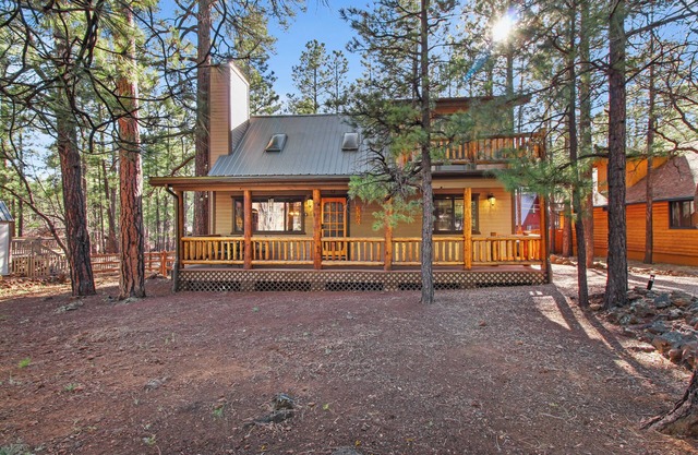 Tranquil Pinetop Getaway! w/Firepit, Grill, Deck, Pet-Friendly, Near Ski & Golf!