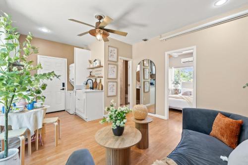 Tranquil Quiet Mountain Home w Private Garden