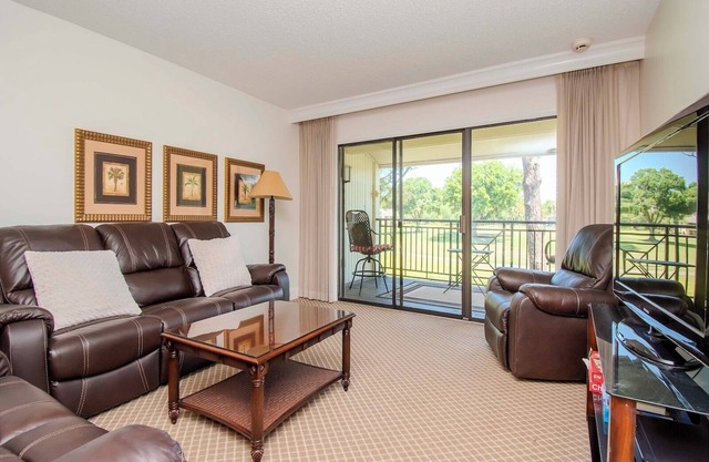 Tranquil Saddlebrook 2br 2ba Condo with Wildlife Views