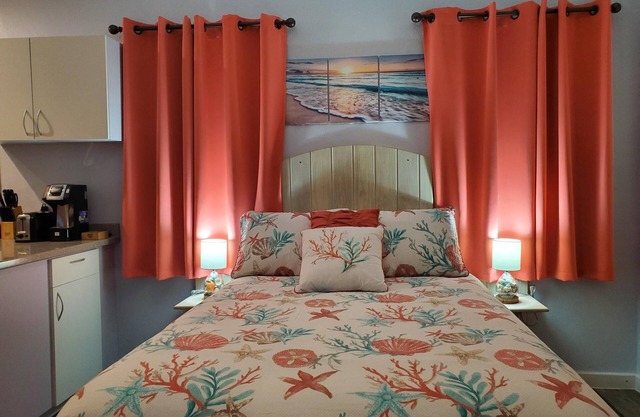 Tranquil Studio in the midst of Historic Charlotte Amalie