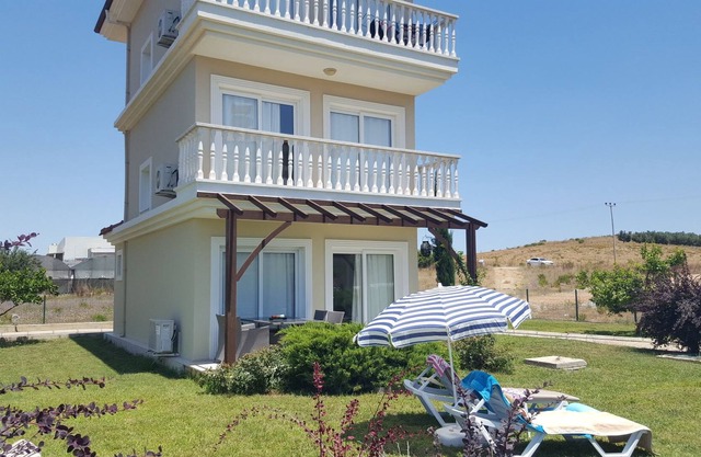 Tranquil Villa Near Belek, Antalya, Turkey with Air-Con, Pool & WiFi