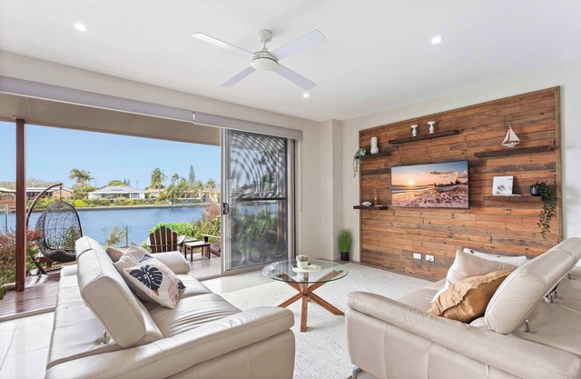 Tranquil Waterfront Paradise|Spa|Pool|Canal Views