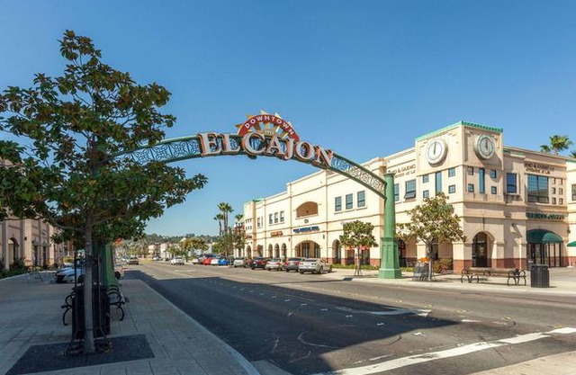 Travelodge by Wyndham El Cajon