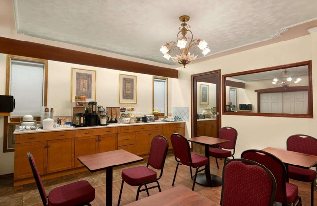 Travelodge by Wyndham Quesnel BC