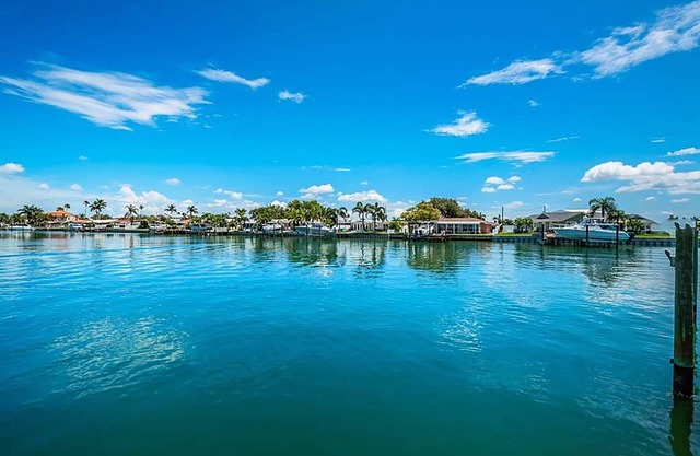Treasure Island, Isle of Capri 2Bed 2Bath Condo With Heated Pool