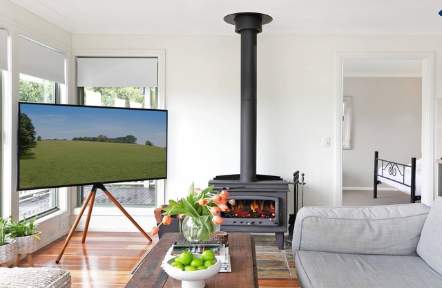 Tree-Scape Retreat – a serene oasis featuring breathtaking views, pet friendly accommodation