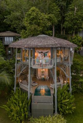 TreeHouse Villas - Adults Only