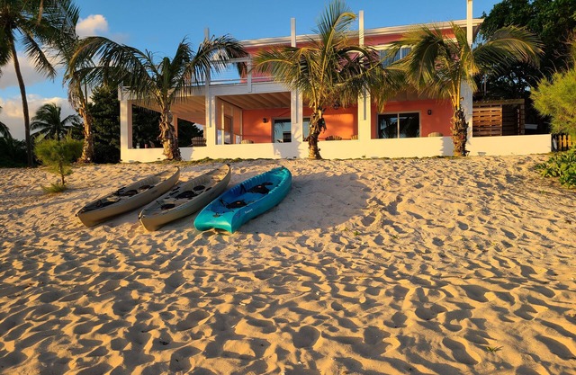 Trela Sands #2 in Eleuthera Bahamas 1 Bedroom studio right on the beach