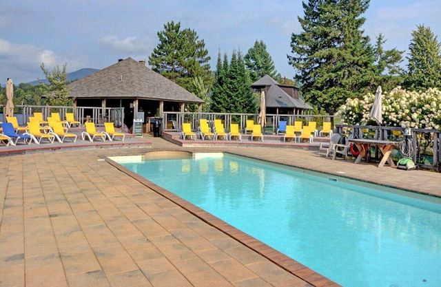 Tremblant Chalet | Spa, Sauna & Pool Retreat