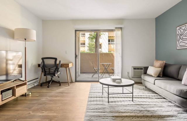 Trendy Mountain View 1BR w/Pool & Gym, nr Safeway, by Blueground