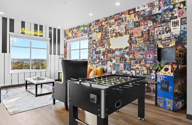 Trendy Oasis: 8 Min to Broadway w/Arcade!