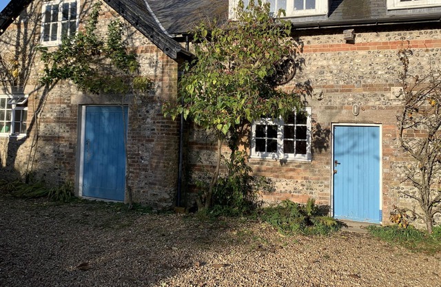 Trinity Annexe, adorable and rural within an AONB