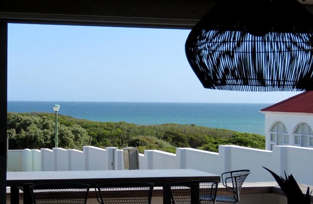 Troon Beach Cottage Hermanus