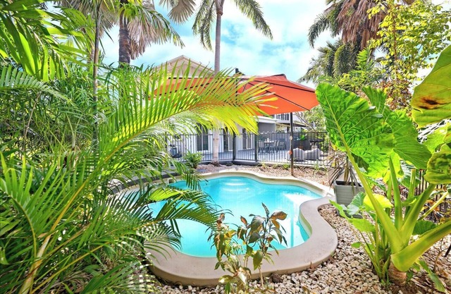 Tropical Allure A Tranquil Fannie Bay Oasis