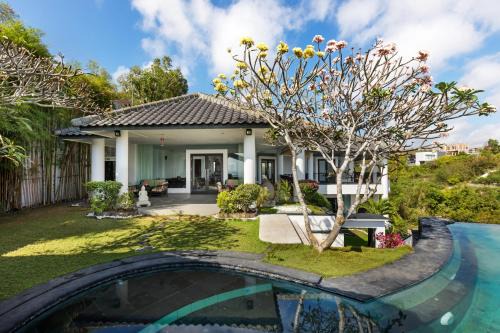 Tropical Bliss Villa with Pool in Bali - Villa Ocean's Height