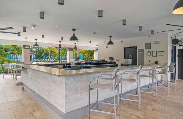 Tropical Dreams Townhome by RedAwning