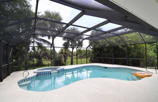 Tropical Oasis - Long Term 90 Day Rental