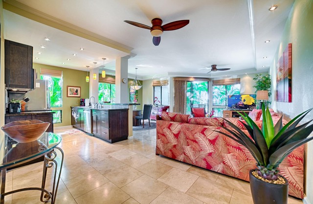 Tropical Wailea Retreat