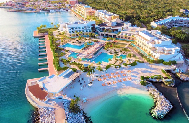 TRS Cap Cana Waterfront & Marina Hotel - Adults Only