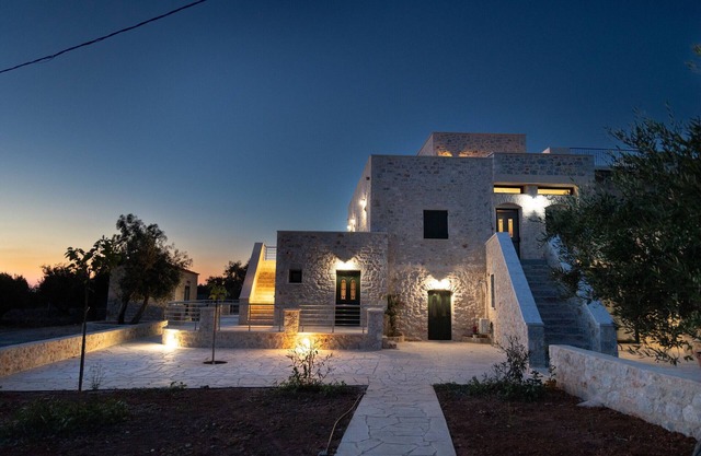 Tsopakas Koudounopetra apartment for 4,Mani
