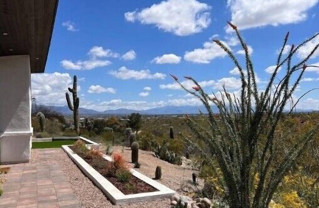 Tucson Mountain Hillside House.AMAZING CITY & MOUNTAIN VIEWS!n