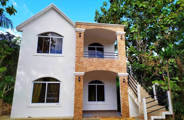 Tulips House! With pool, 15 minutes from Flores