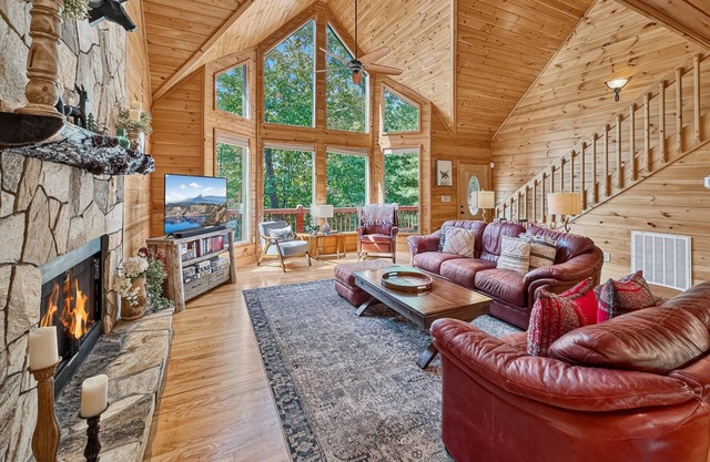 Tumnus Ridge - Mountain View | Super Dog Friendly | Hot tub | Fire Pit