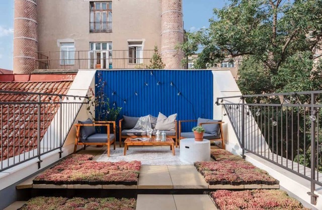 TurnKey | Charles Square Studio – with Terrace