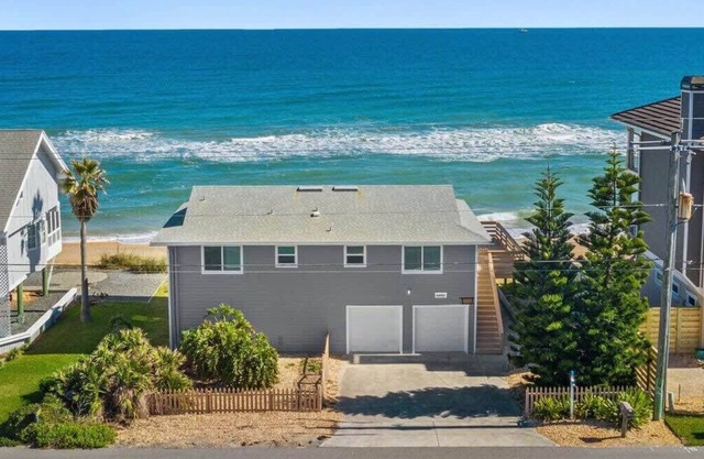 Turtle's Nest - Wren Beach Rentals by Portoro