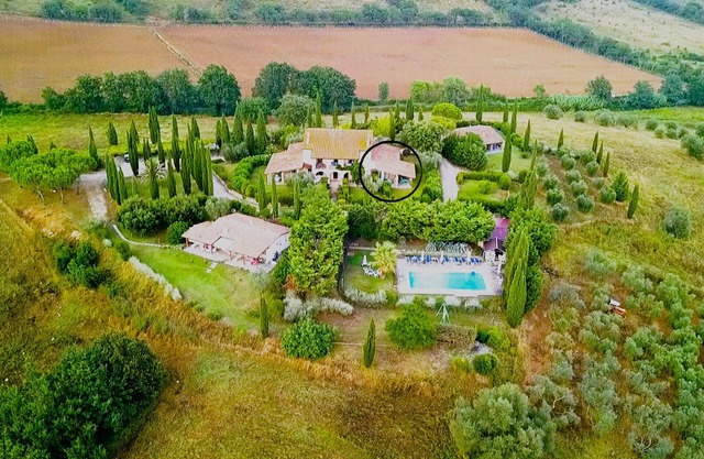 Tuscan dream on a hilltop + close to the sea - Grilli apartment