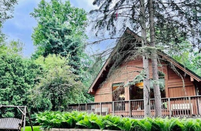 Twin Lakes Cabin Retreat