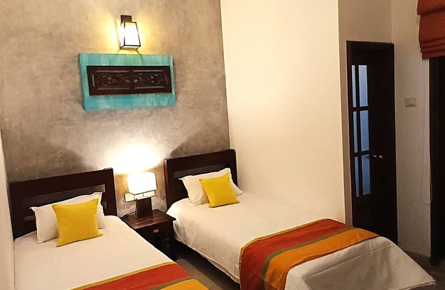 Twin or Double Room at Charming Villa -Wi-Fi & AC near Colombo
