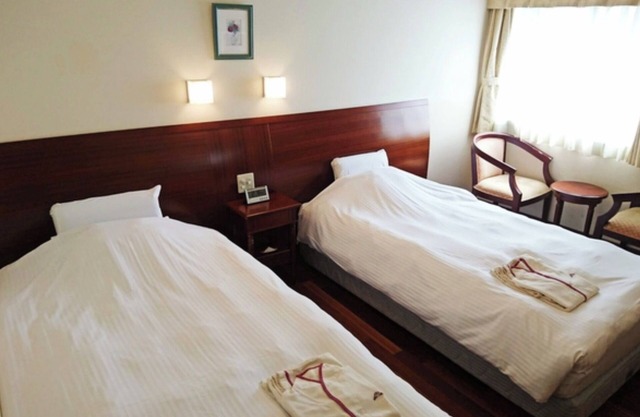 Twin Room Smoking 20m2 110cm bed width x 2 | /Naha Okinawa