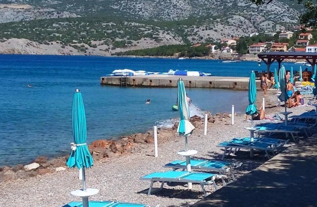 Two bedroom apartment with terrace and sea view Klenovica, Novi Vinodolski (A-5557-c)