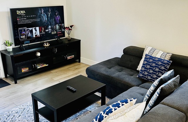 Two Bedroom Cozy Suite in Central Nanaimo; Your Home away from Home.