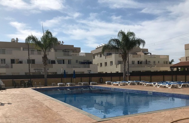Two bedroom ground floor apartment with large communal pool in relaxing location