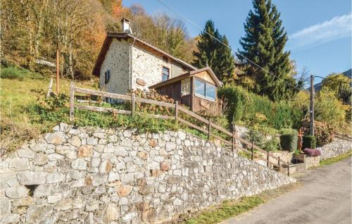 Two-Bedroom Holiday Home In Razecueille