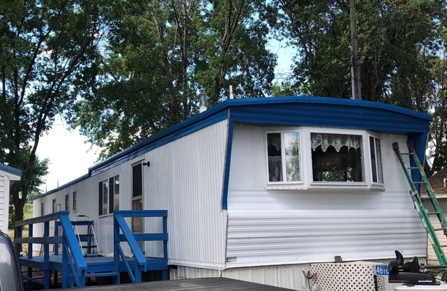 Two bedroom two bath cabin next to big Stone Lake