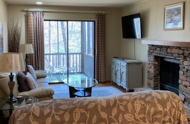 Two BR-BA on 4th hole, Creek 9 Golf Course