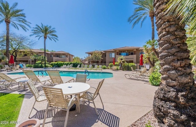 Two comfortable Master Suites close to all Scottsdale has to offer!