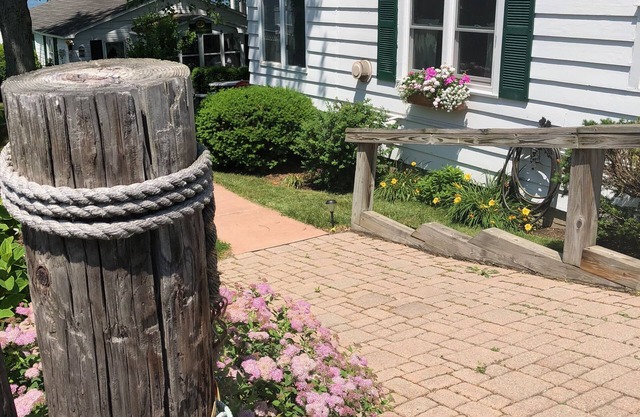 Two Darling Finger Lakes Region Cottages On The Shores of Canandaigua Lake Ny.