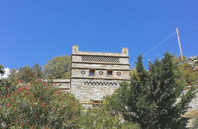 Two levels traditional stone cottage villa