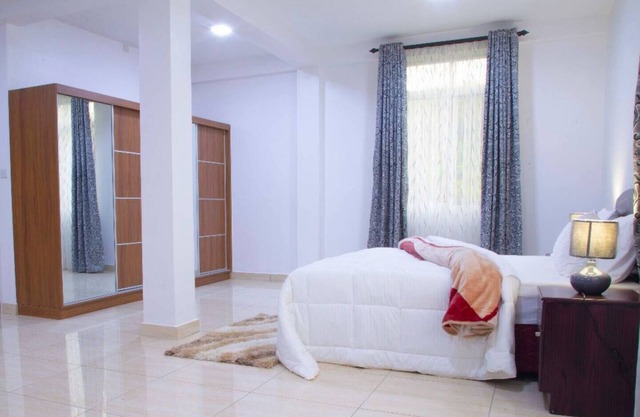 Two Mountains Lodge Block B7