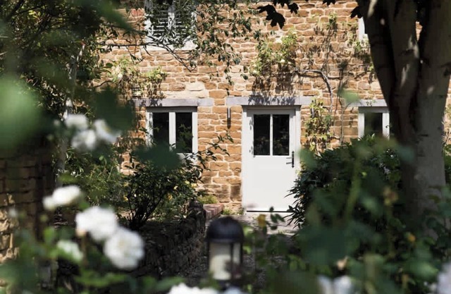 Two Rose Walk Cottage | Cotswolds, Pub & Fire