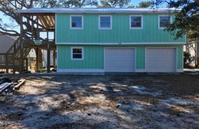 TWO SALTY DOGS - Oak Island, NC