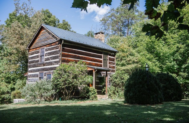 Two Stone Row: Tim`s Cabin | 1 Bed, 1 Bath