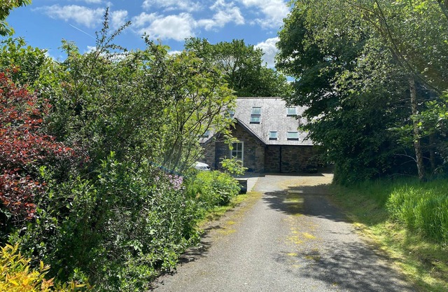 Ty Cellin, Tregaron - Two Bedroom Cottage, Sleeps 4