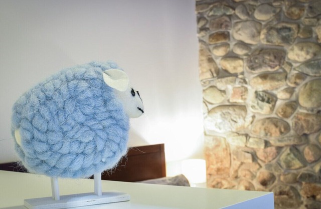 Ty Menai - Two Bedroom House, Sleeps 4