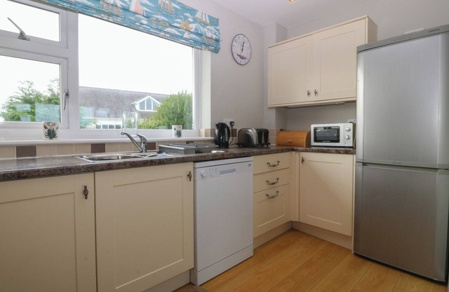 TY NANT, pet friendly, country holiday cottage in Abersoch